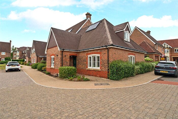 2 Bedroom End Terrace House For Sale In Liphook, Hampshire, GU30