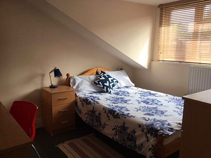 1 Bedroom Property To Rent In Heeley Road, Selly Oak, Birmingham, B29