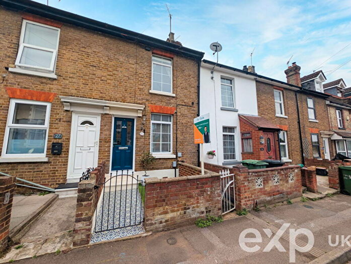 2 Bedroom Terraced House For Sale In Chillington Street, Maidstone, ME14