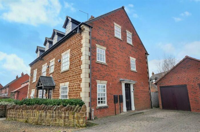 3 Bedroom End Of Terrace House For Sale In Symonds Way, Mawsley Village, NN14