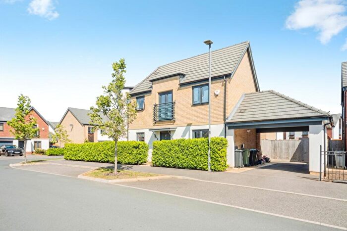3 Bedroom Semi-Detached House For Sale In Dartmouth Drive, Broughton, Milton Keynes, MK10