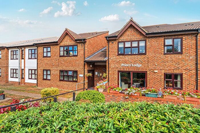 1 Bedroom Flat For Sale In Glebe Way, West Wickham, BR4
