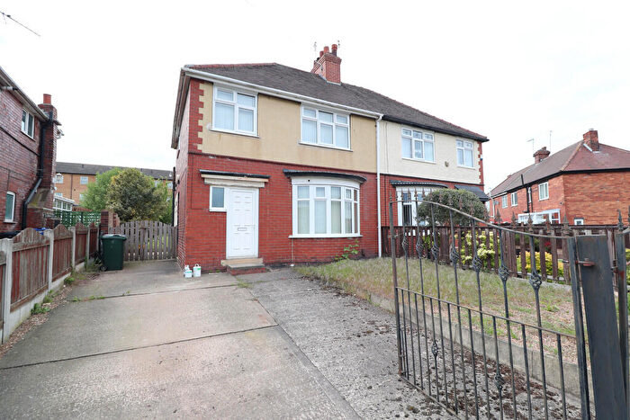 3 Bedroom Semi-Detached House For Sale In Harlington Road, Mexborough, S64