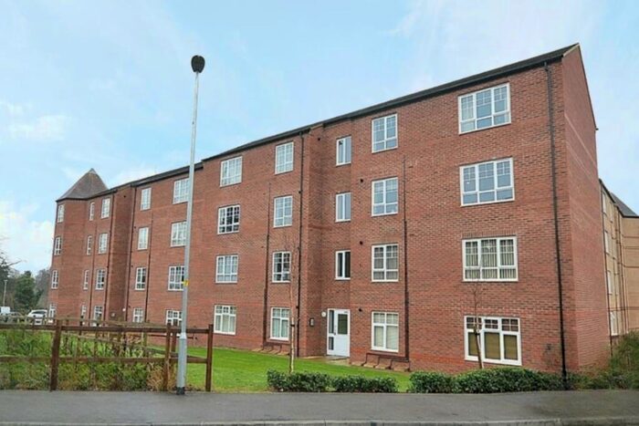2 Bedroom Apartment To Rent In Lakeview Court, Little Billing, Northampton, NN3