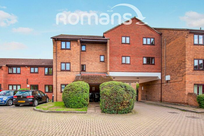 1 Bedroom Flat To Rent In Imperial Road, Windsor, SL4