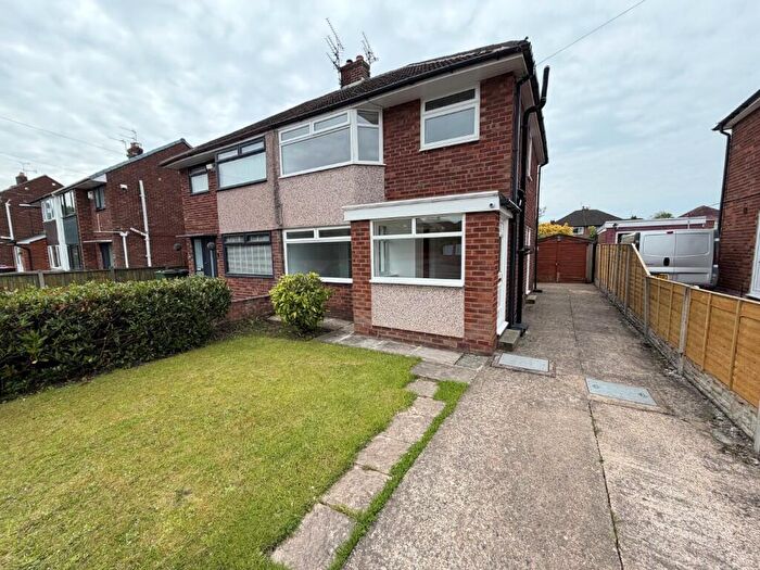 3 Bedroom Semi-Detached House To Rent In Thirlmere Road, Whitby, CH65