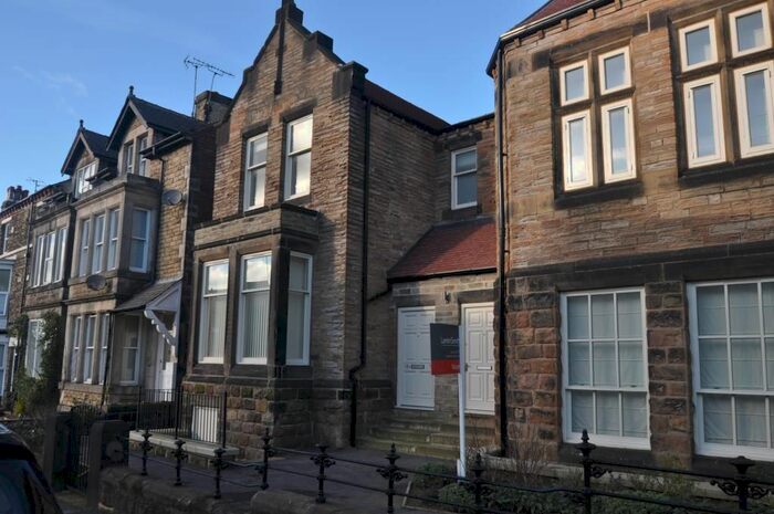 2 Bedroom Flat To Rent In Strawberry Dale, Harrogate, HG1