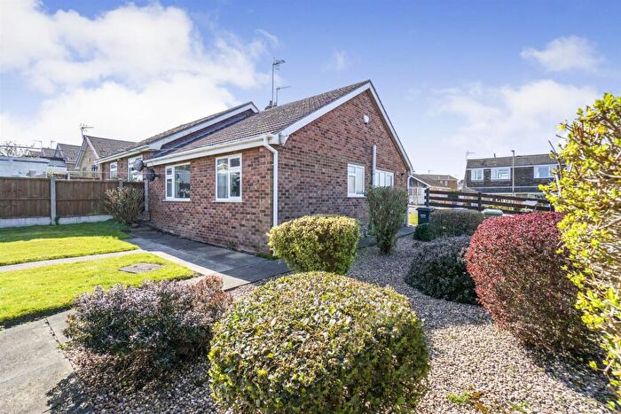 2 Bedroom Semi-Detached Bungalow For Sale In Meadow Hill Road, Hasland, Chesterfield, S41