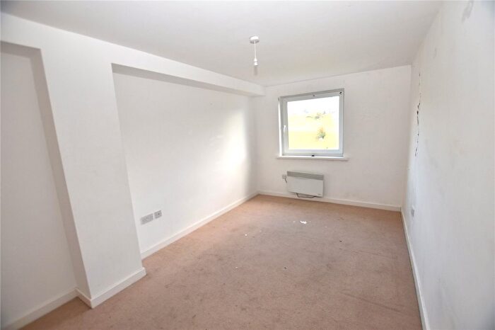 1 Bedroom Flat For Sale In Parkwood Court, Parkwood Rise, Keighley, West Yorkshire, BD21