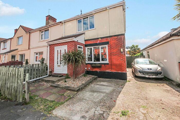 2 Bedroom End Of Terrace House For Sale In Ludlow Road, Itchen, SO19