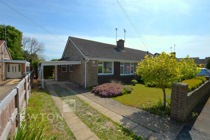 2 Bedroom Bungalow To Rent In Peterhouse Close, Stamford, PE9