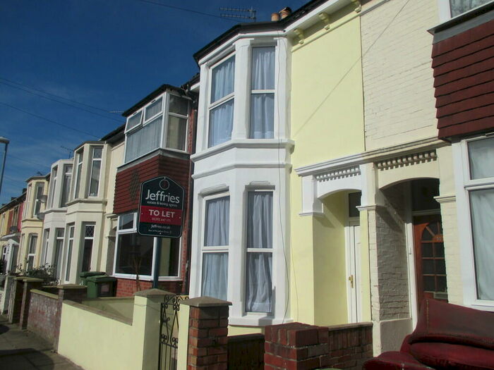 3 Bedroom Terraced House To Rent In Connaught Road, North End, PO2