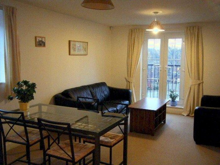 2 Bedroom Apartment To Rent In Theatre House, Langworthy Road, Salford, Greater Manchester, M6