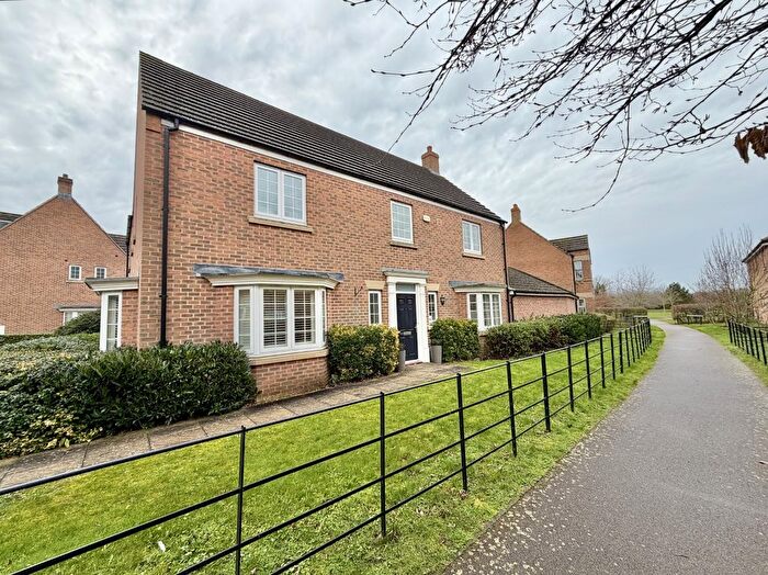 5 Bedroom Detached House For Sale In Comben Drive, Godmanchester, PE29