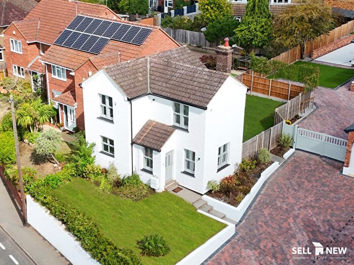 3 Bedroom Detached House For Sale In Belswains Lane, Hemel Hempstead, HP3