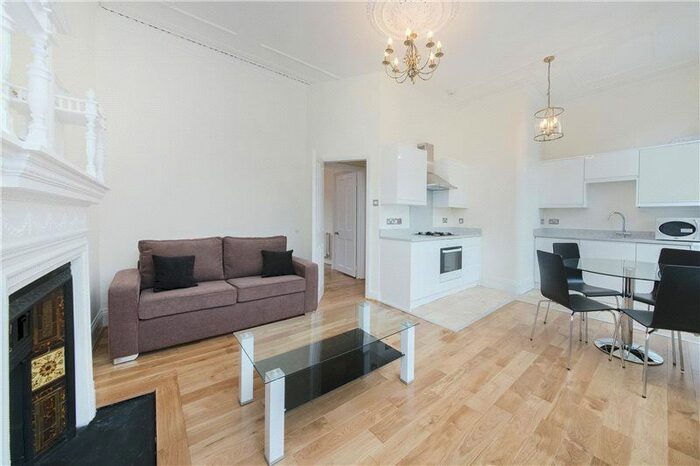 1 Bedroom Flat To Rent In Glazbury Road, West Kensington, London, W14