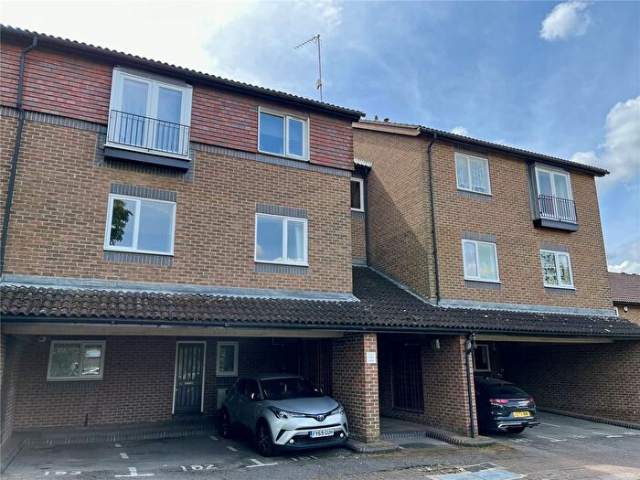 Studio To Rent In Abbeyfields Close, Park Royal, London, NW10