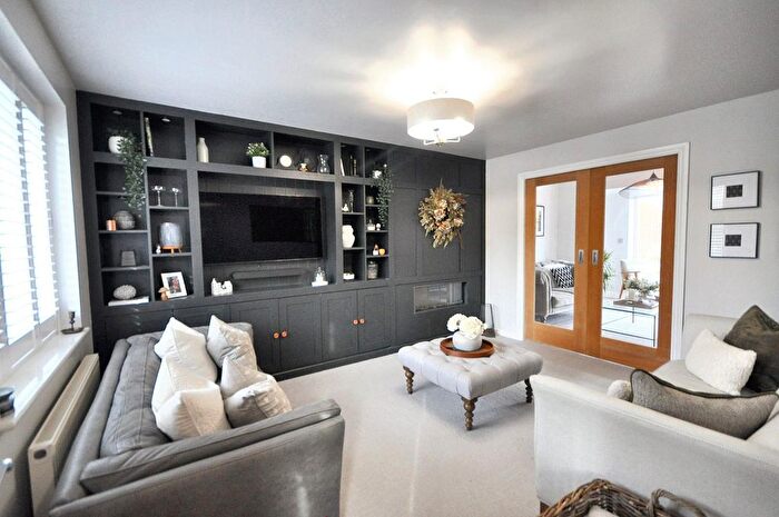 3 Bedroom Detached House For Sale In Hedgerow Lane, Mawsley Village, NN14