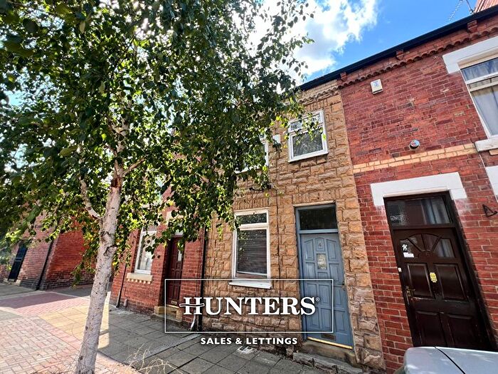 3 Bedroom Terraced House To Rent In Richmond Street, Castleford, WF10