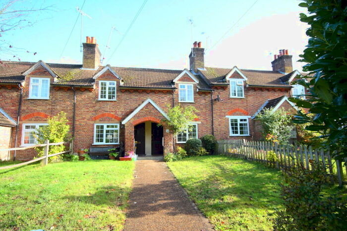 2 Bedroom Terraced House To Rent In Victoria Road, Knaphill, Woking, GU21