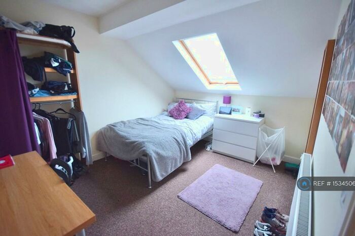 8 Bedroom Terraced House To Rent In Thesiger Street, Cardiff, CF24