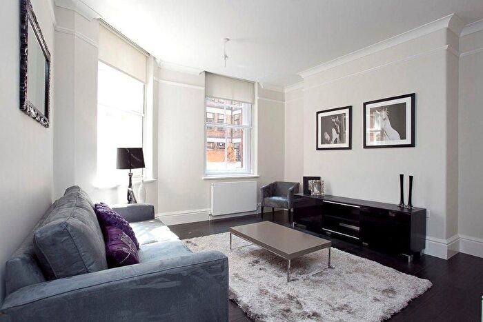 1 Bedroom Flat To Rent In Westminster Palace Gardens, Artillery Row, London, SW1P