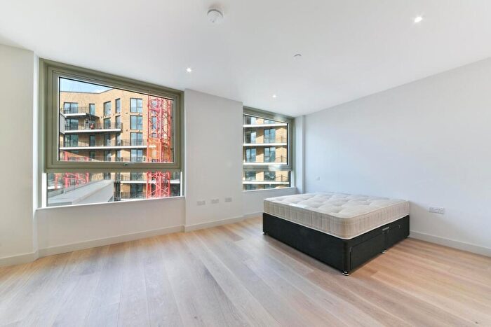 Apartment To Rent In Corsair House, Royal Wharf, London, E16