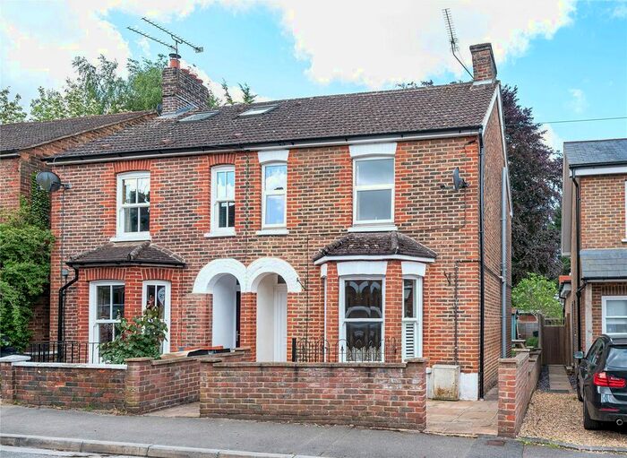 1 Bedroom Maisonette To Rent In St. Georges Road, Farnham, Surrey, GU9