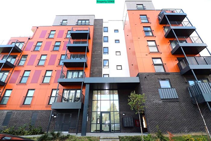 2 Bedroom Flat For Sale In Barley Close, Greenhithe, DA9