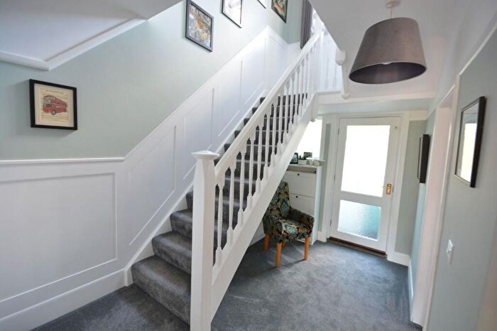 4 Bedroom Detached House For Sale In Gravel Hill, Wimborne, Dorset, BH21