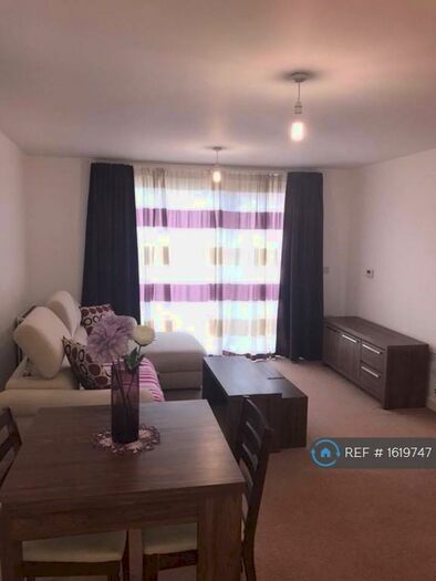 1 Bedroom Flat To Rent In Fyne Court, Edgware, HA8