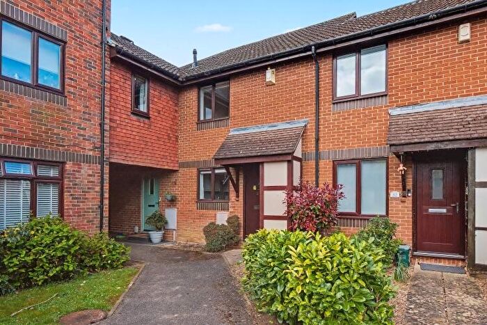 2 Bedroom Terraced House To Rent In Spenlove Close, Abingdon, OX14