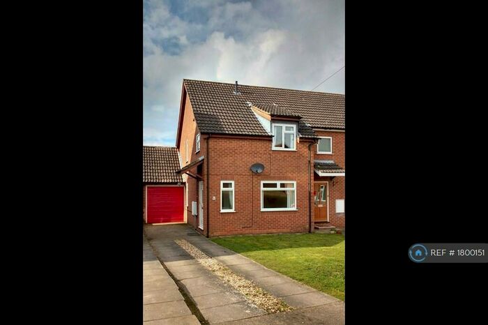 3 Bedroom Semi-Detached House To Rent In Anglian Way, Market Rasen, LN8