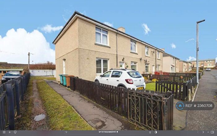 2 Bedroom Flat To Rent In Thomson Terrace, Shotts, ML7