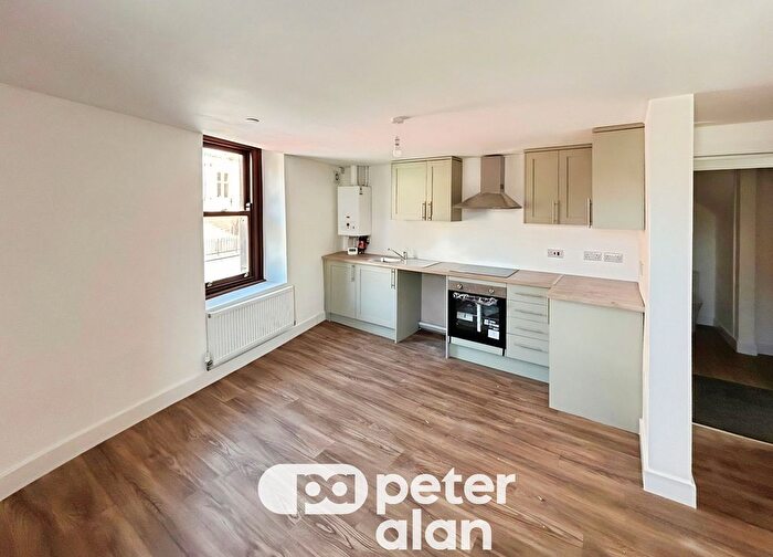 2 Bedroom Flat To Rent In Pontmorlais, Merthyr Tydfil, CF47