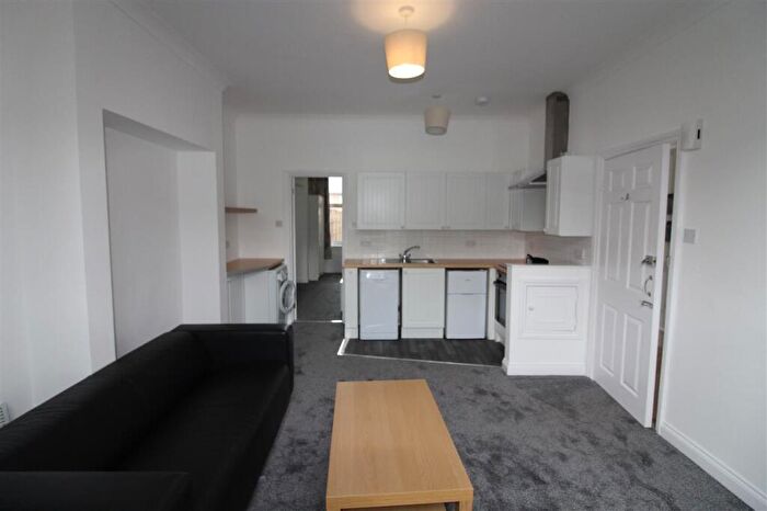 1 Bedroom Apartment To Rent In Wilton Avenue, Southampton, SO15