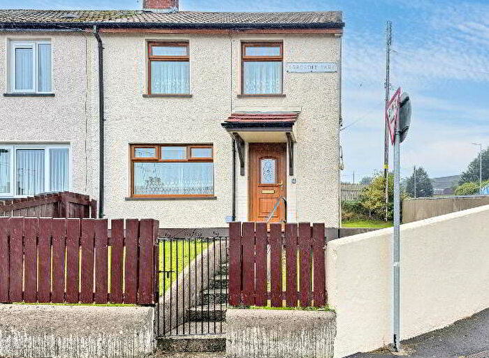 3 Bedroom Semi-Detached House For Sale In Barcroft Park, Newry, BT35