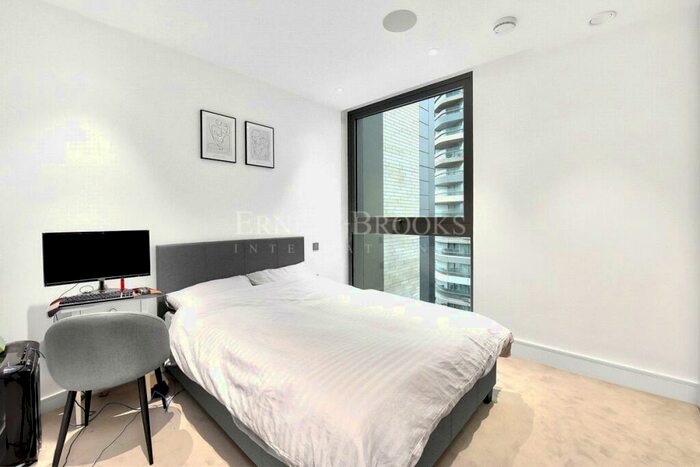 2 Bedroom Apartment To Rent In Aurora Apartments, City Road, Clerkenwell, EC1V