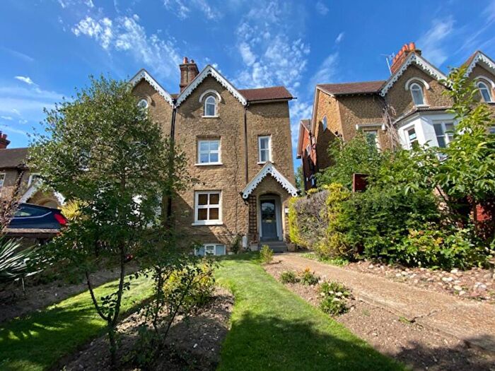 1 Bedroom Apartment To Rent In Epsom Road, Guildford, GU1