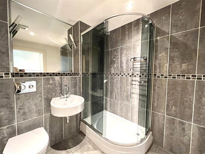 2 Bedroom Apartment To Rent In Riverside Lodge, Palatine Road, Manchester, M20