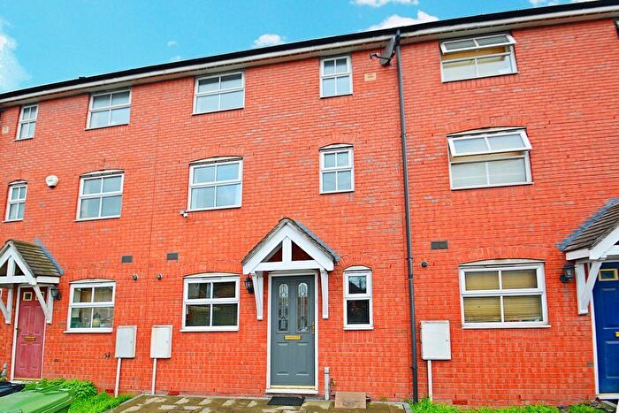 3 Bedroom Terraced House For Sale In Railway View, Hereford, HR1