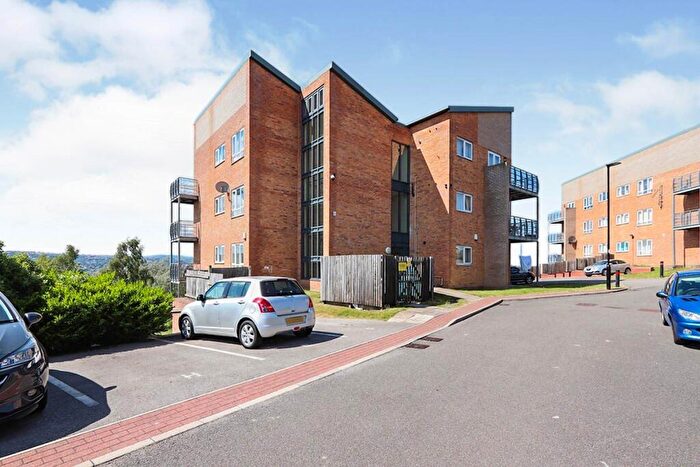 2 Bedroom Apartment To Rent In Kenninghall View, Sheffield, S2