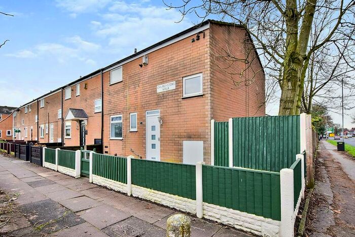 3 Bedroom End Of Terrace House To Rent In Churchstoke Walk, Manchester, Greater Manchester M23