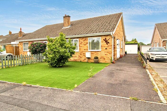 2 Bedroom Bungalow For Sale In Poplar Road, Street, BA16