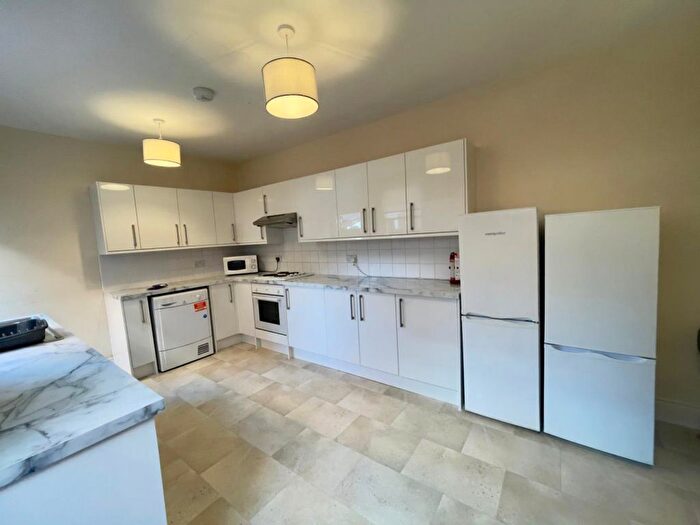 4 Bedroom Terraced House To Rent In Lorne Road, Leicester, LE2