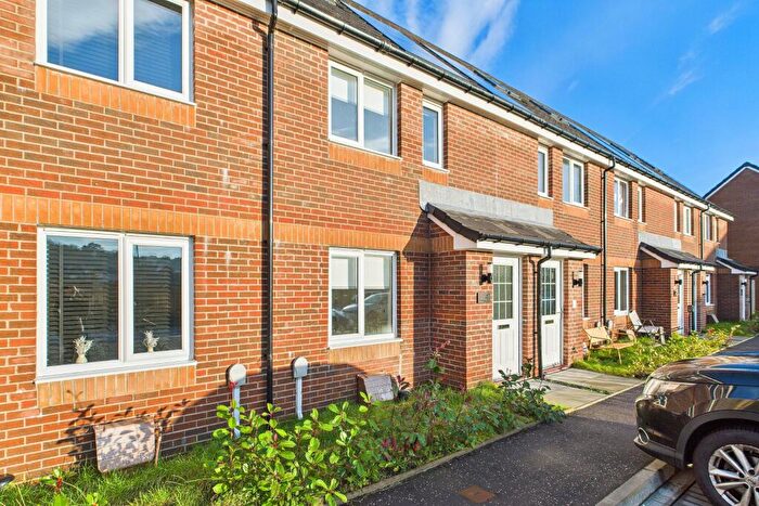 3 Bedroom Terraced House For Sale In Musket Grove, Glasgow, G53