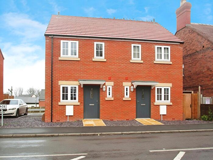 2 Bedroom Semi-detached House To Rent In Warke Terrace, Oakengates, TF2