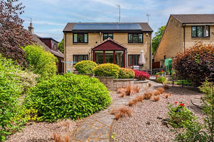 3 Bedroom Detached House For Sale In Sir Joseph's Lane, Darley Dale, DE4