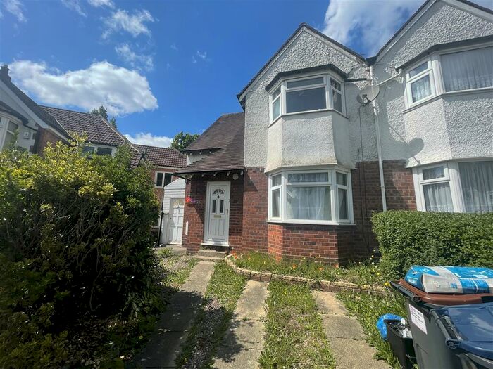 2 Bedroom House To Rent In The Mount, Birmingham, B23