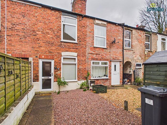 2 Bedroom Terraced House For Sale In Belle Vue Road, Lincoln, LN1